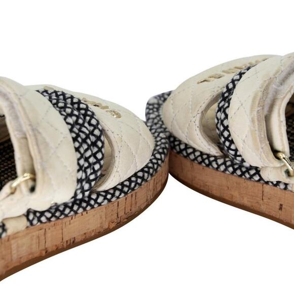 Chanel Chunky 37 Canvas Quilted Flatform Sandals CC-1217P-0006 - Picture 9 of 11